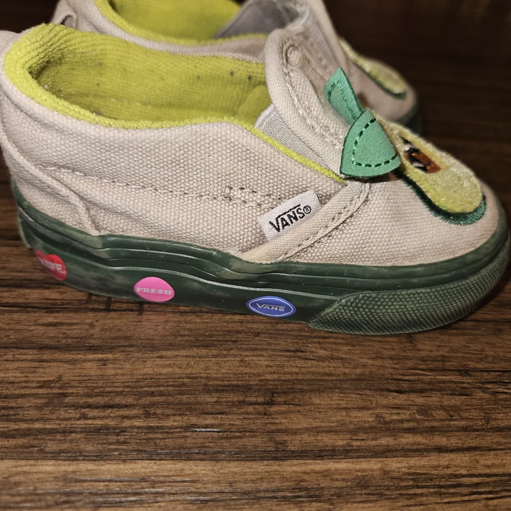 Vans Avocado Baby Shoes - Green and Cream Toddler 4